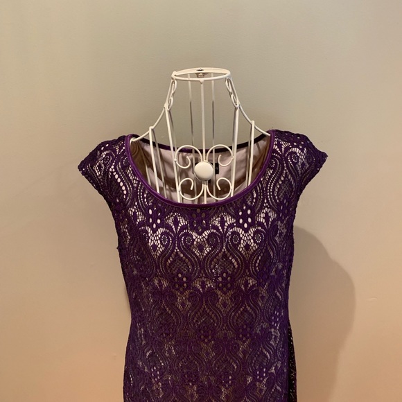 CONNECTED APPAREL Purple Lace Dress - Size 8 - Picture 4 of 6